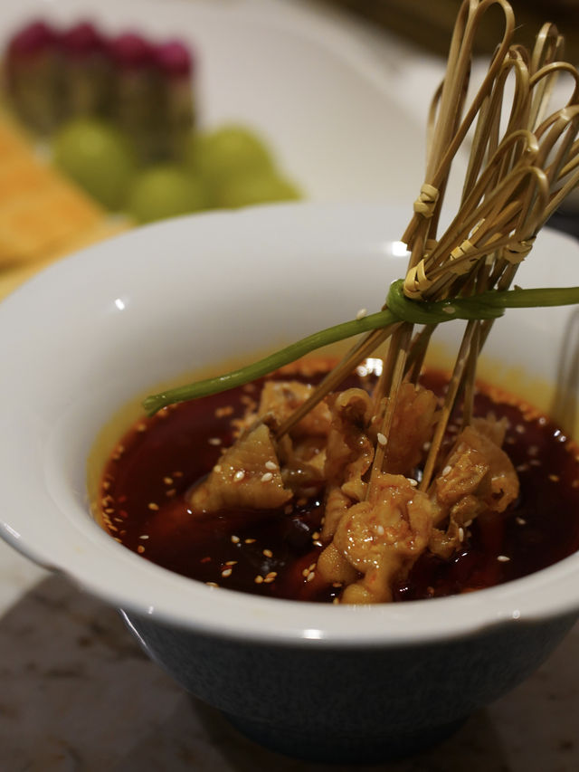 青島這家創意菜，味道還不錯！。