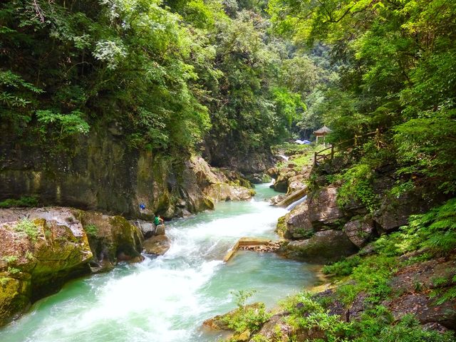 高過河——貴州風景三十六、。