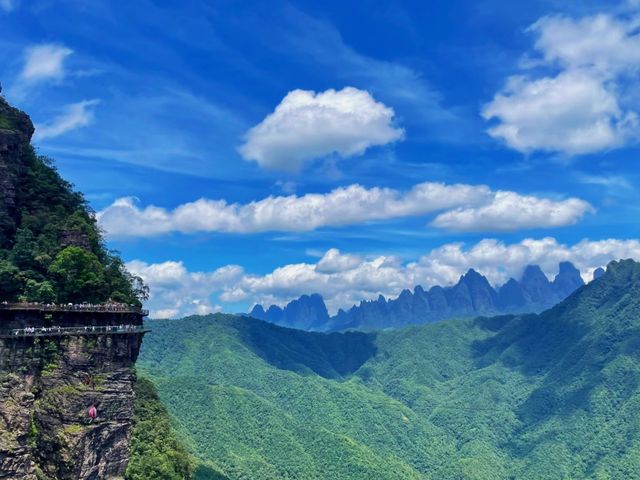 廣西版的「張家界」，就在家門口不用亂跑了