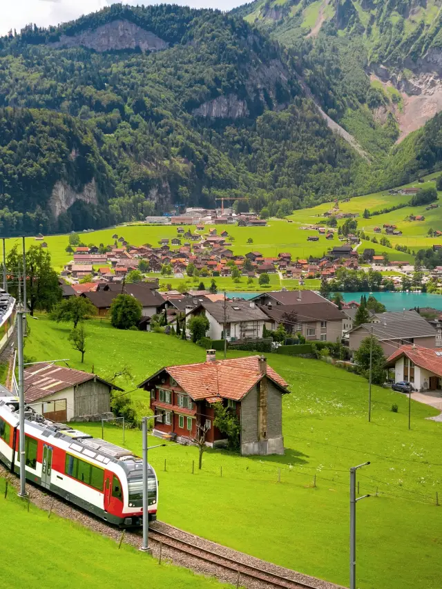 Travel Guide for a 4-Day Trip to Switzerland with Friends