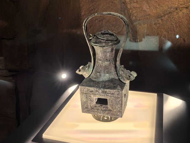 江西新干大墓商代文物展