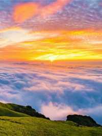 Wugong Mountain Sea of Clouds Sunrise: A Journey into a Fairyland