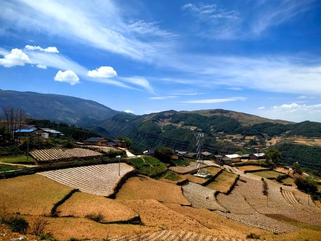 大涼山彝族村寨