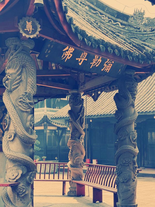 四川金華寺の魅力ある旅