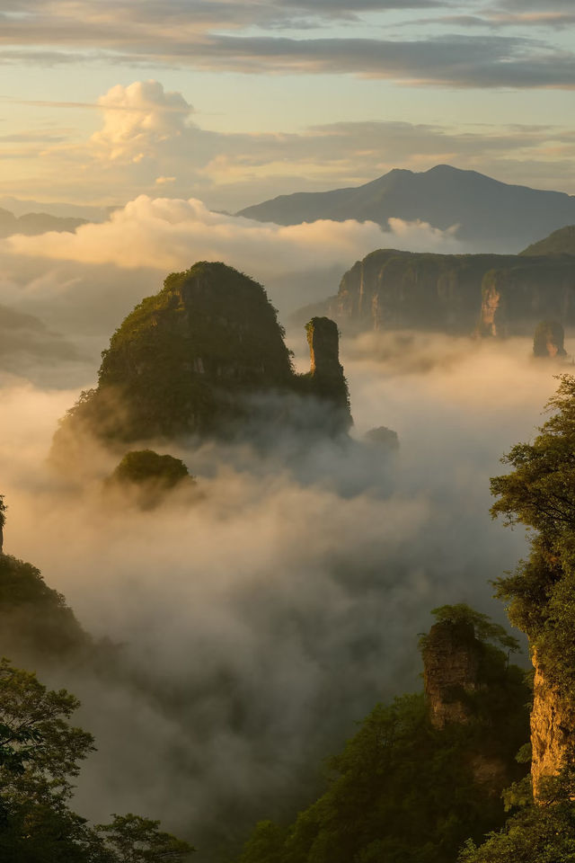 雲端仙境王莽嶺太行山最震撼的日出與掛壁公路！