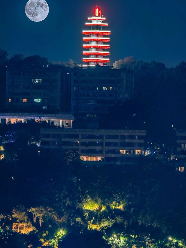 重慶夜景璀璨，來旅遊千萬別錯過