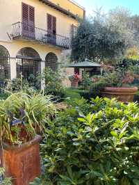 佛羅倫斯 | 蒙娜麗莎酒店，隱藏的秘密花園   酒店：蒙娜麗莎酒店  地址：Borgo Pin