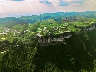 A Date with the Clouds! Xiangxi Bamianshan Self-Driving Photography Guide