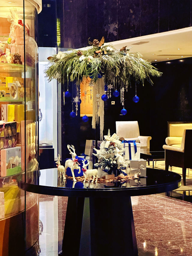 魔都聖誕限定朗廷酒店換裝夢幻藍！