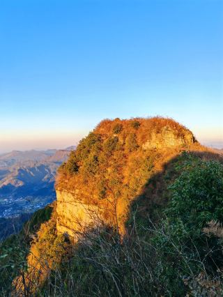 กิจกรรมฉลองปีใหม่สุดห้ามพลาดในเขตตะวันออกเฉียงใต้ของมณฑลกุ้ยโจว - เมืองถงเหริน - เมืองจุนยี่: เผยขุมทรัพย์แห่งความสนุก!