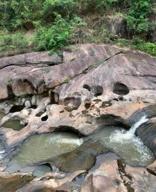 Qinglan Glacial Cirque Valley, a Natural Oxygen Bar Tour