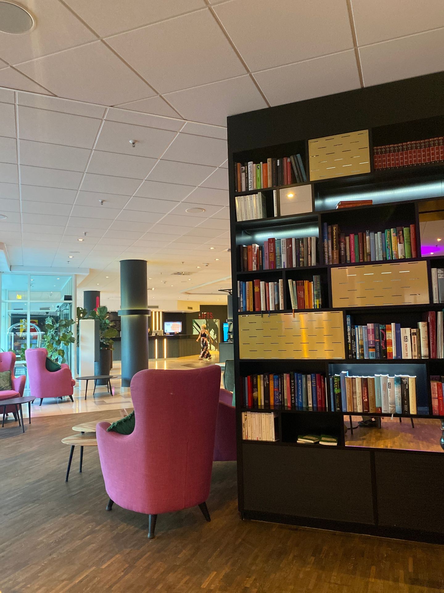Wonderful Hotel with Excellent Service at Westfalenpark