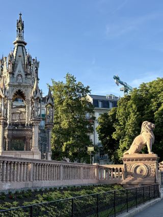 夏に複数のヨーロッパ諸国を巡る旅行はとても魅力的です！今すぐこのガイドをブックマークしておきましょう！