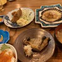 新橋高架下okuroji貝焼でコスパ高すぎランチ❣️