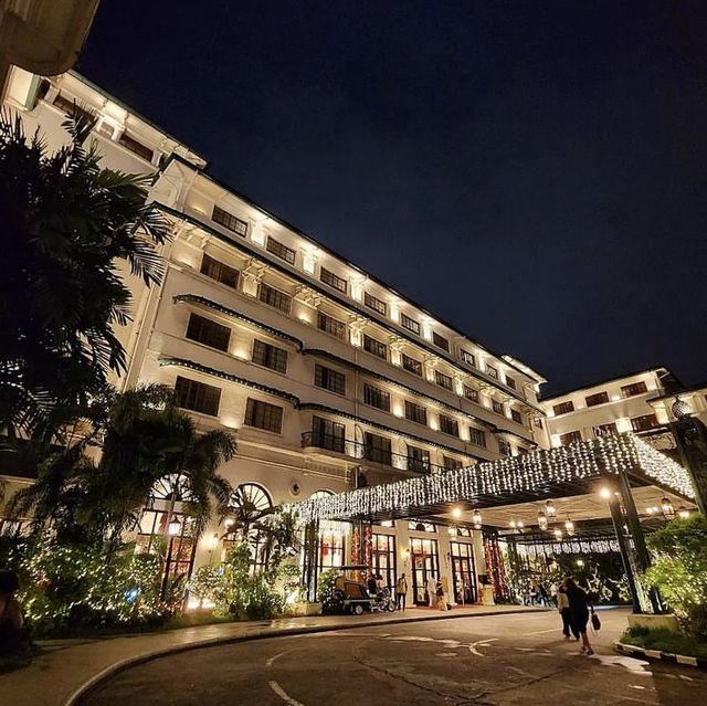 Timeless and Scenic Manila Hotel Experience 