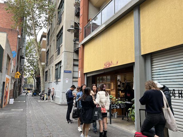 墨爾本市中心小巷高質牛角包🥐🇦🇺真係要早啲去😍帶有日本風情