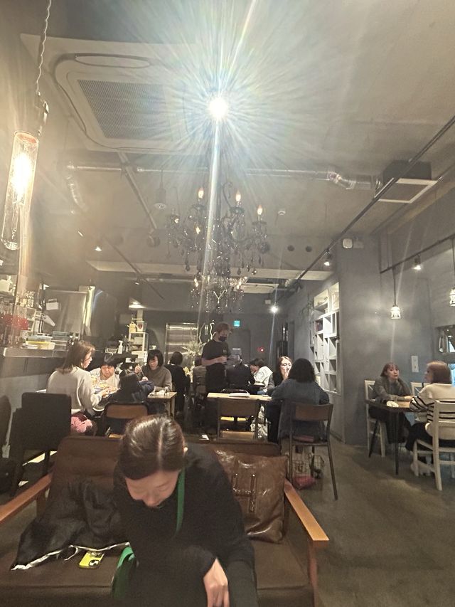 【札幌】〆パフェは「イニシャルサッポロ」へ