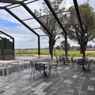 静かなワインとアートの隠れ家: セント・ヒューバート・エステート