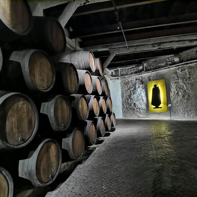 去到 Porto 區點可以唔去參觀酒廠