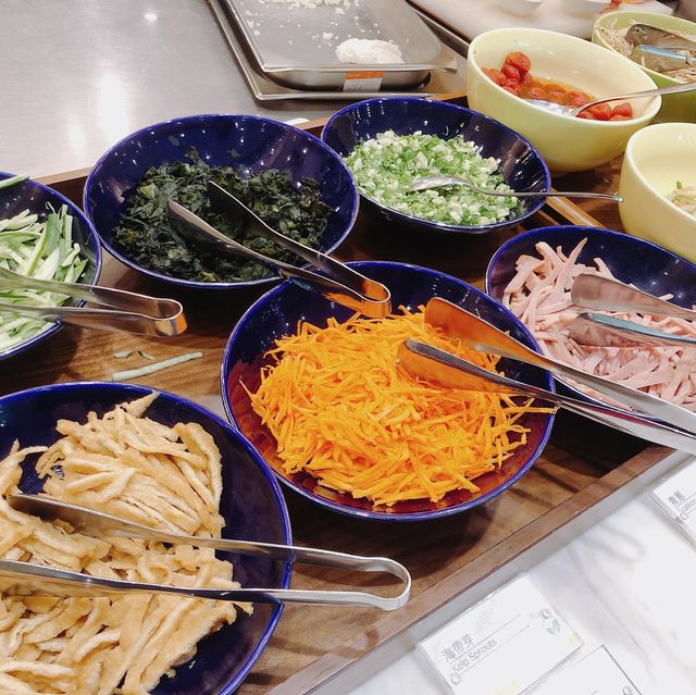 台北｜🏵️☀️🎉豐盛早餐吃喝📍 Sunrise all day dining 敘日 全日餐廳-台北六福萬怡酒店