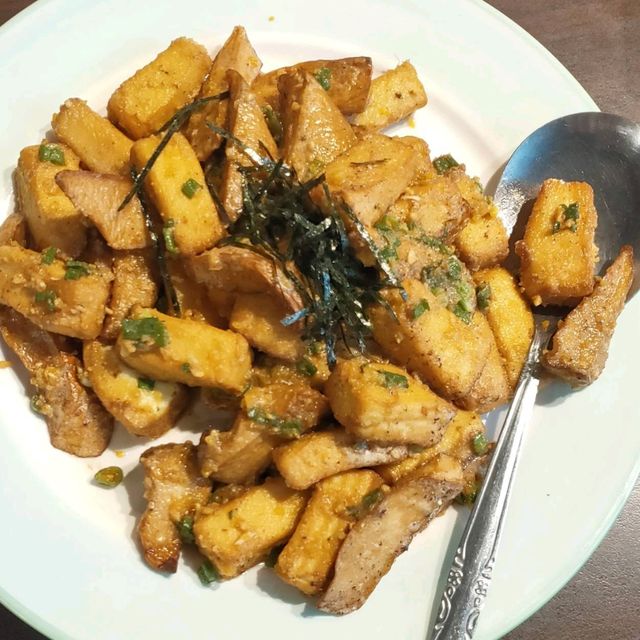 在懷舊紅磚厝品嚐美味烤鴨-草根廚房
