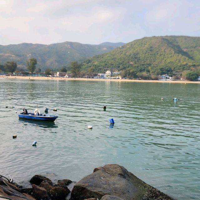 Mui Wo - Silvermine beach and the beautiful waterfall.