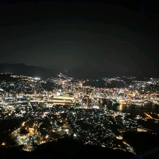長崎稻佐山夜景，世界新三大夜景之一，旅遊長崎必走行程