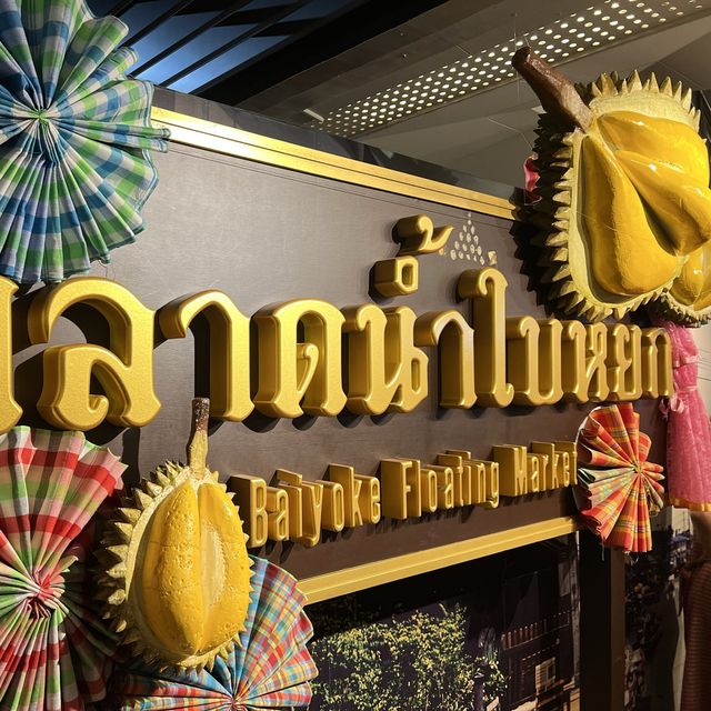 บุฟเฟต์ทุเรียน ตึกใบหยก ทะเลยกชั้นVSทุเรียนไม่อั้น
