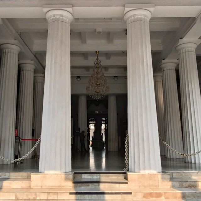 Visit National Museum of Indonesia!