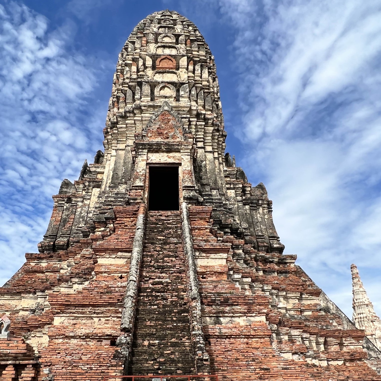 Ayutthaya 世界遺産 アユタヤ青銅鍍金如来坐像 17世紀（タイ