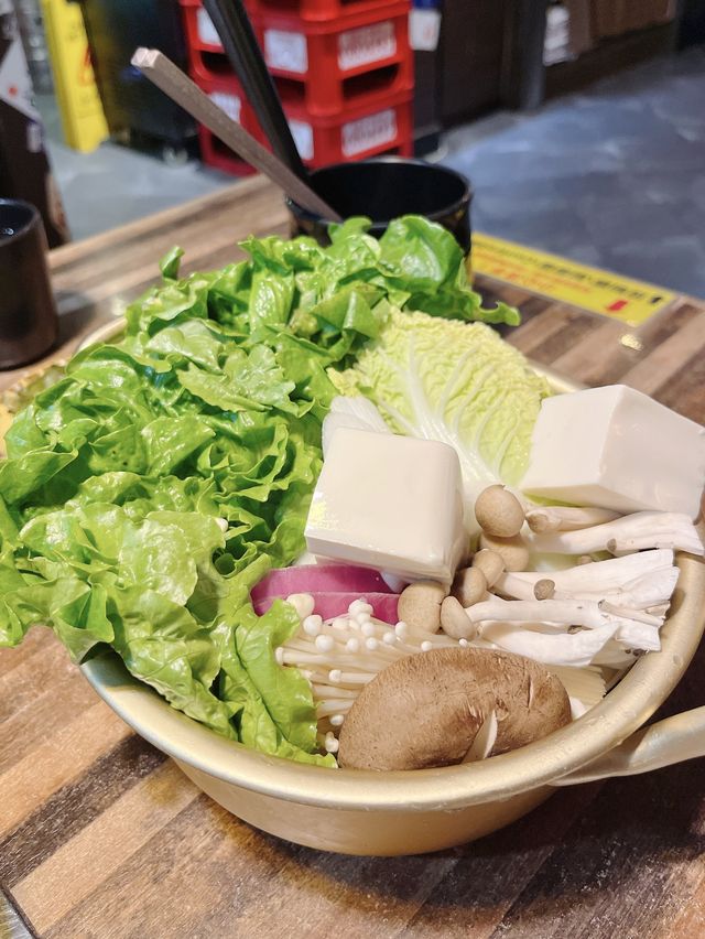 高質日式居酒屋🏮🍶第一次嘗試芫荽壽喜燒💚 高質日式居酒屋🏮🍶第一次嘗試芫荽壽喜燒💚