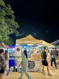 ถนนคนเดินตลาดนัดเซนทริค