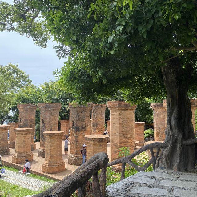 Ponagar Tower เที่ยวโบราณสถาน ญาจาง