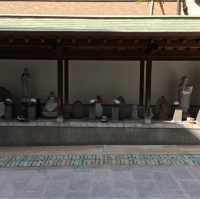 毘沙門天がお出迎え【少林寺】