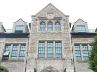 หนีร้อน…ไปเดินชิคที่ Ewha Woman University 