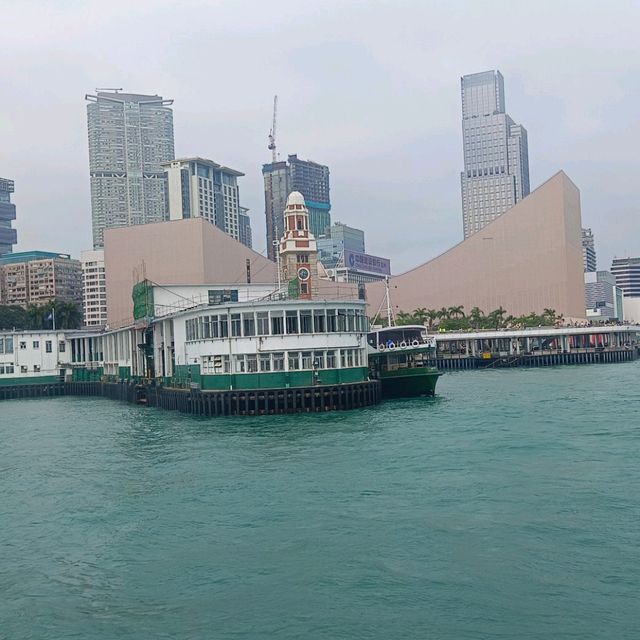世界頂極優秀旅遊勝地，香港九龍半島尖沙咀！