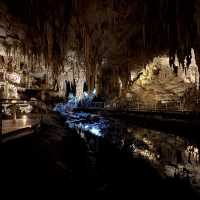 Beautiful mammoth cave assessable by all