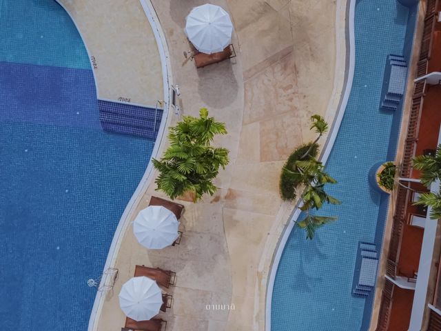 Arinara Beach Resort Phuket 🌿