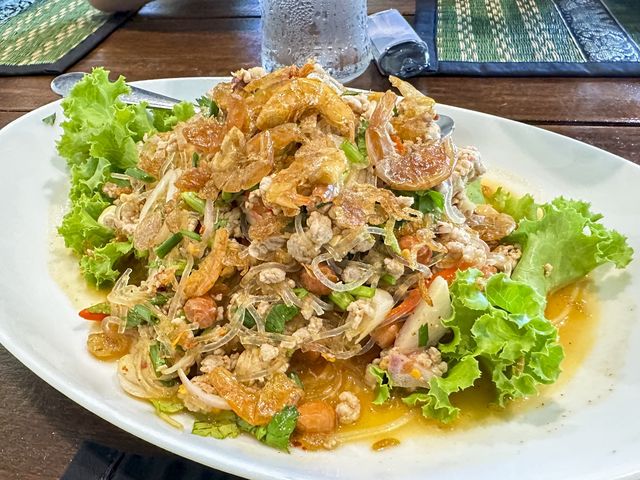 🌴ร้านอาหารกึ่งคาเฟ่ ใกล้สนามบินภูเก็ต 