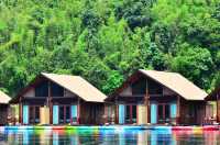 แพ 500 ไร่ (500 Rai Khao Sok Floating Resort)