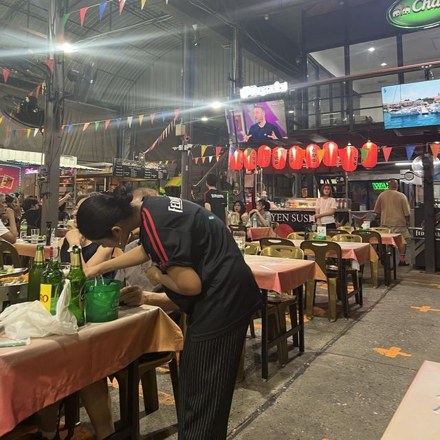 방콕에서 음식 메뉴 선택이 힘들다면 모두 여기로!!🍴✨