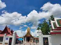 ไหว้พระพุทธชินราช หรือพระใหญ่ จังหวัดพิษณุโลก