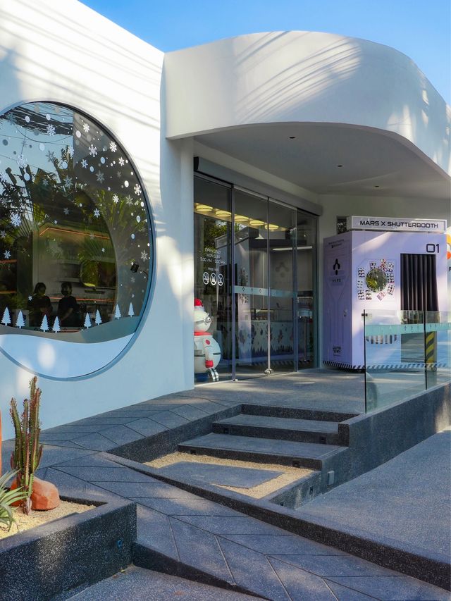 MARS.Pattaya มาร์ส. พัทยา คาเฟ่ ดาวอังคาร 