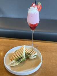 【福岡カフェ】待望のいちごフェアがスタート