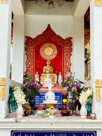 ขอพรสุขภาพและความมั่นคง “วัดเชียงมั่น” 