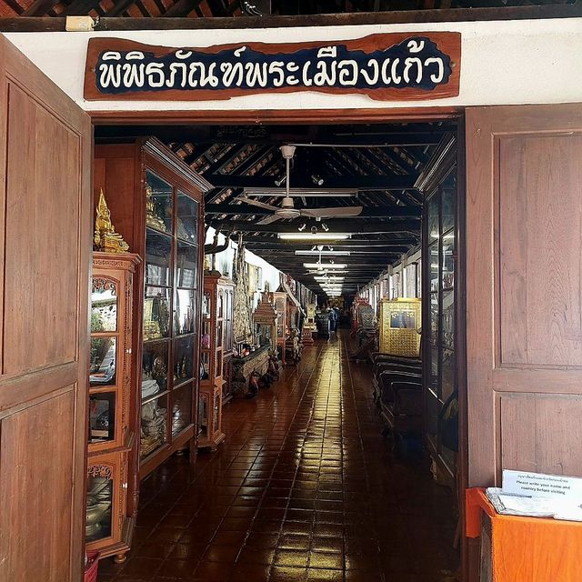 พาไหว้พระธาตุประจำคนปีระกา - จังหวัดลำพูน