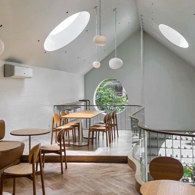 Breadtory คาเฟ่มินิมอล ย่ายรังสิต
