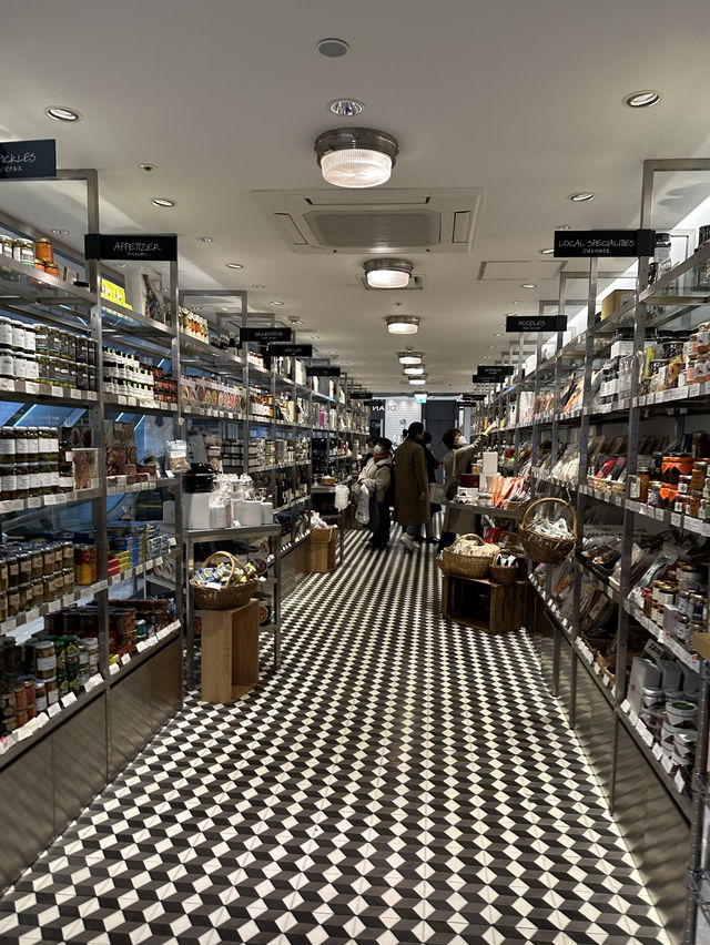 福岡の魅力が詰まったDEAN & DELUCA！