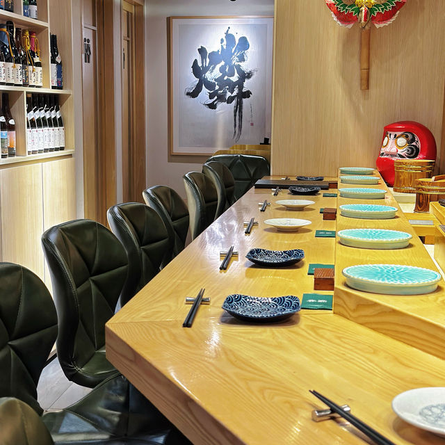 「上環鮨燐：十一貫壽司套餐，精湛技巧展現食材鮮味」