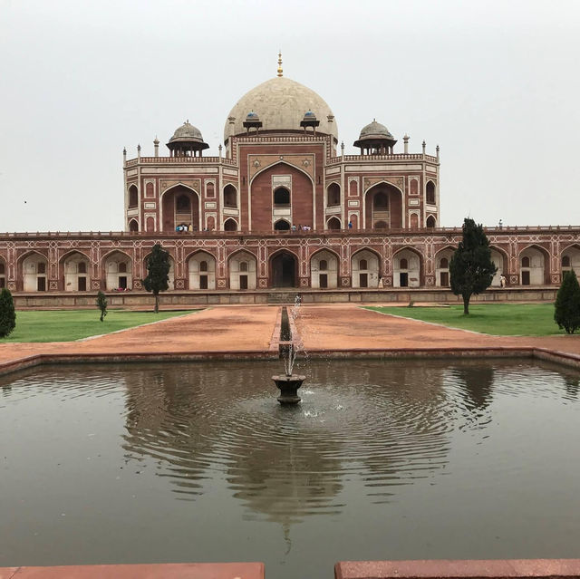 The mini Taj Mahals of India 